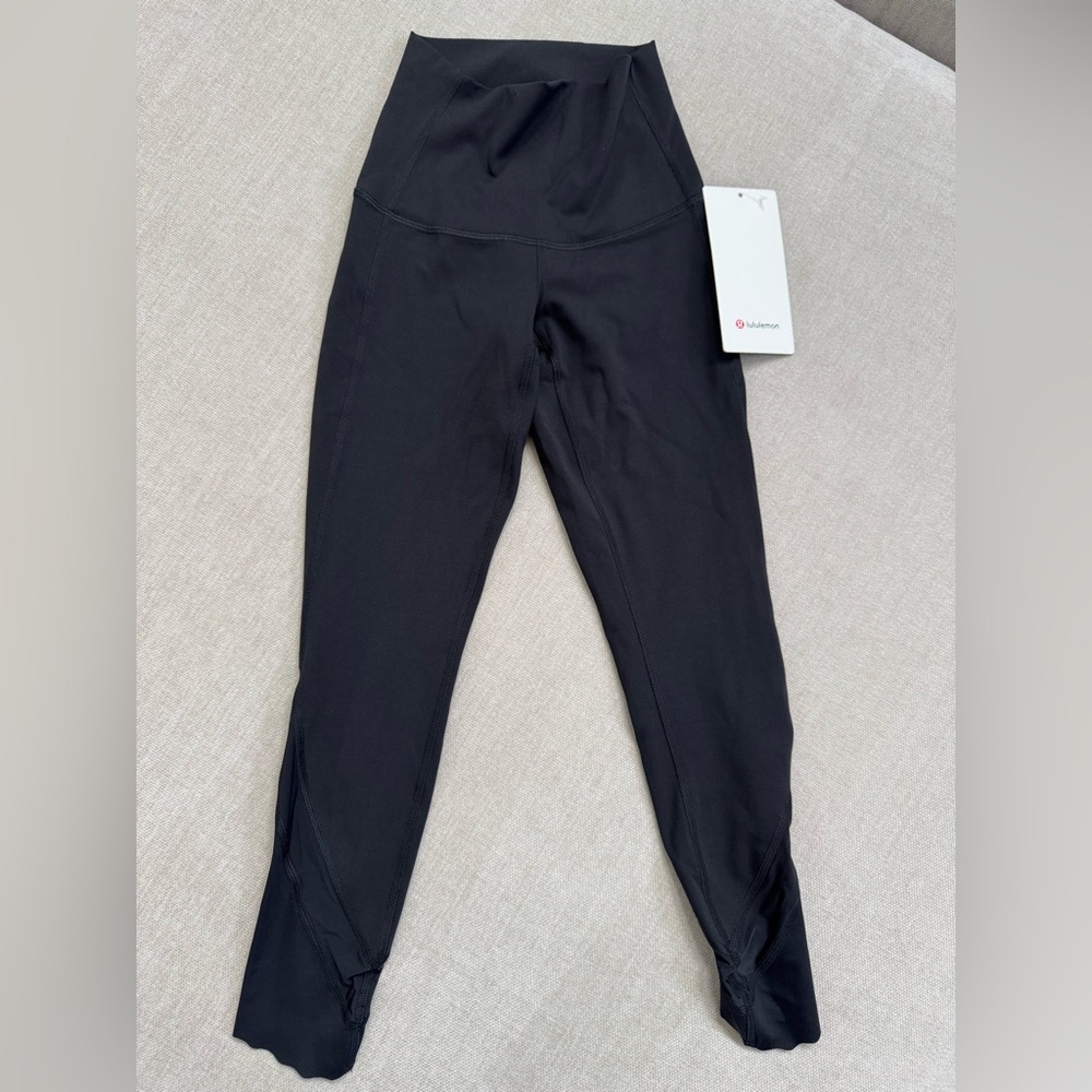 Lululemon Black Wunder Under HR Crop Leggings